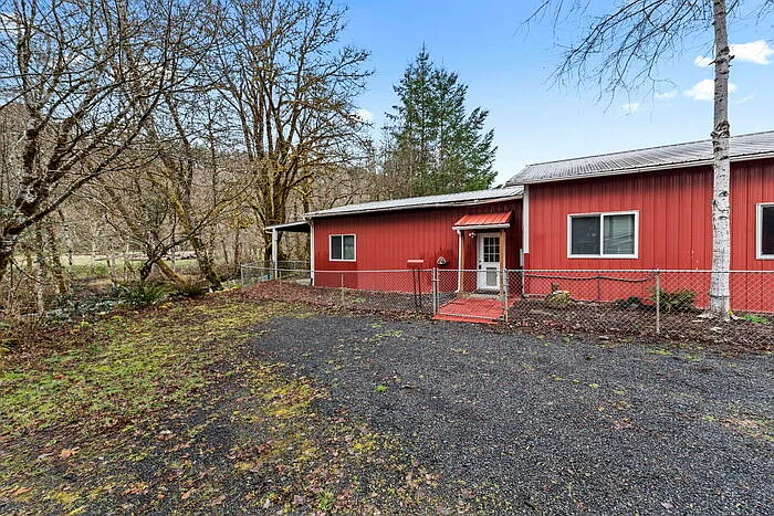 1 bed, 1.0 bath, 1000 sqft, $1,295 — Photo 3