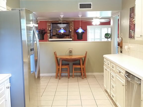 3rd image of 6106 Caldwell Dr