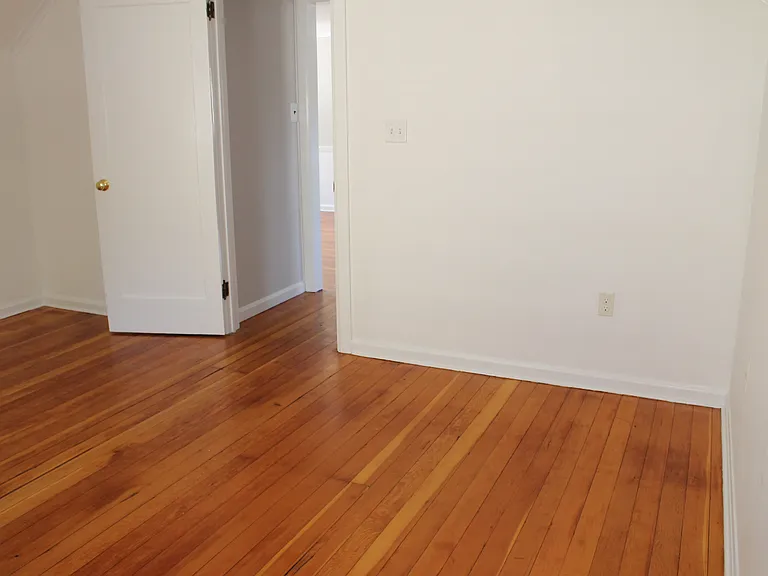 88A W Hanover Ave #A — Photo 8