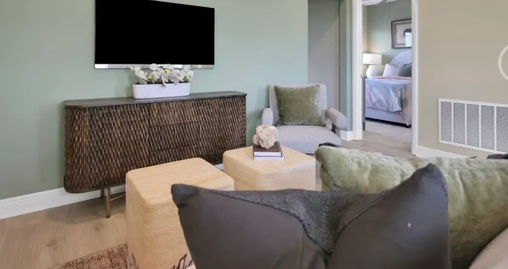 1 bed, 700 sqft, $1,500 — Photo 3