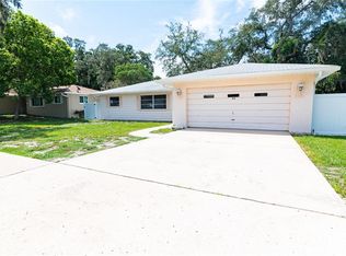 176 Lake Tarpon Dr, Palm Harbor, FL 34684