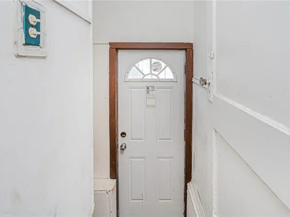 118-15 203rd Street image 22 of 25