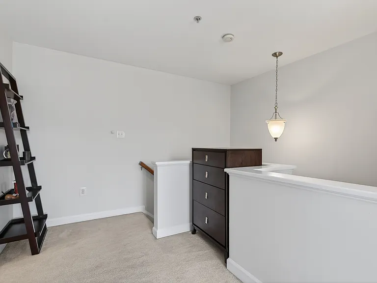 772 N Wakefield St — Photo 54