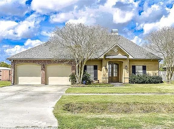 2nd image of 105 Pavie Ln