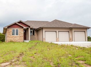 4178 Grantham Dr, Saint George, KS 66535