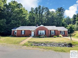 189 Chadmore Dr, Fieldale, VA 24089