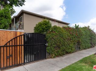 1315 N Hobart Blvd #4, Los Angeles, CA 90027
