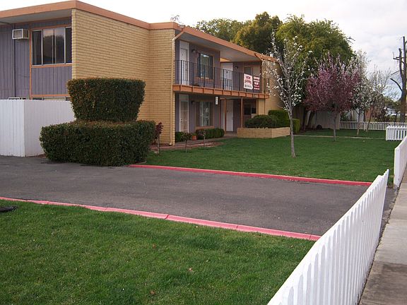 3rd image of 1420 Ramirez St APT 4