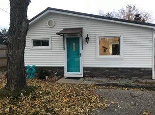 8953 Lakeshore Rd, Lexington, MI 48450