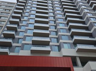 25 Holly St #902, Toronto, ON M4S 0E3