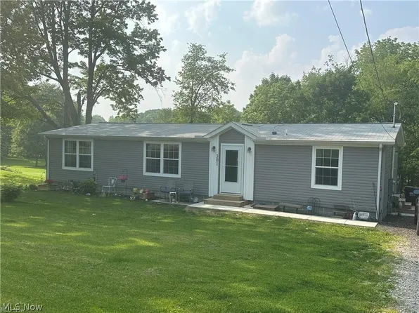301 46th St SW, Canton, OH 44706