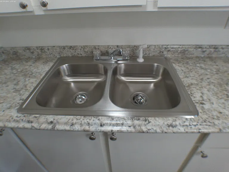 2117 Elden Ave #13 — Photo 5