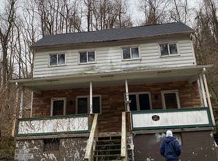 646 3rd St, Monessen, PA 15062