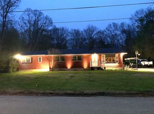 1345 Lake Shore Rd, Manchester, NH 03109