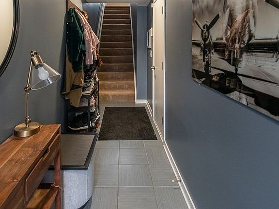 3rd image of 5721 Bridge Ave