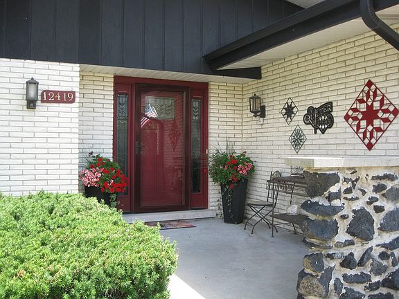2nd image of 12419 Melvina Ave