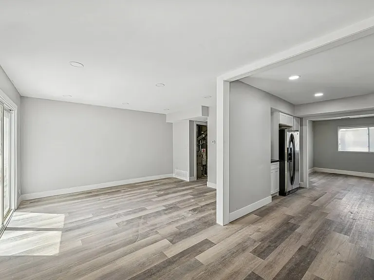 1130 Sandpiper Ct #1130 — Photo 4