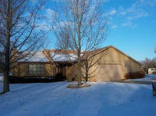 752 N San Ricardo Dr, Greenwood, IN 46142