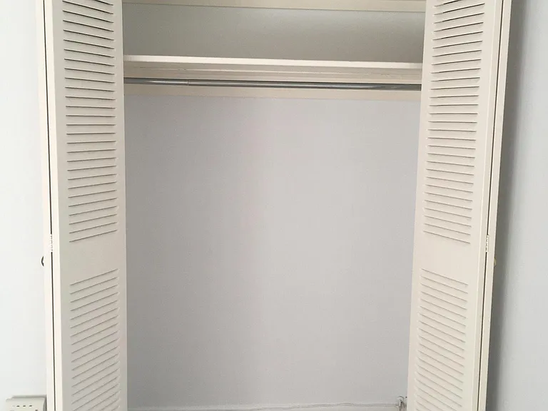 10620 Weymouth St #101 — Photo 37