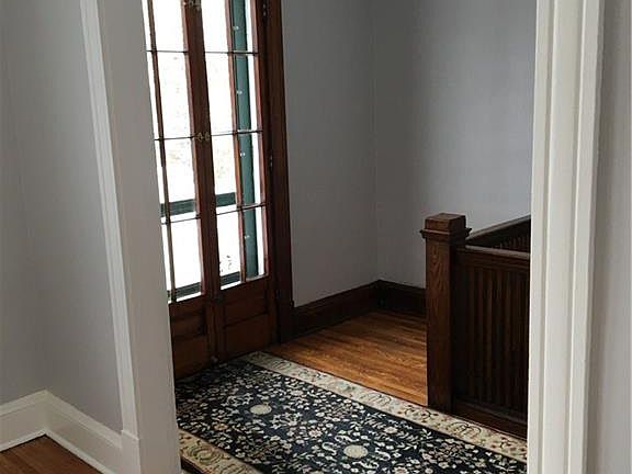 2nd image of 761 Crescent Ave