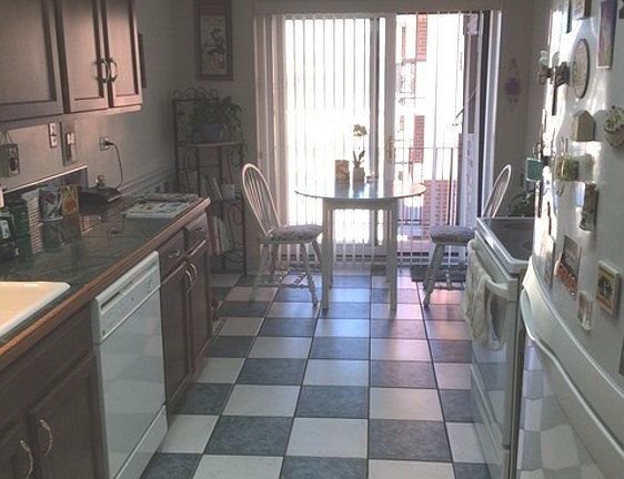 5th image of 828 Graceland Ave APT 505