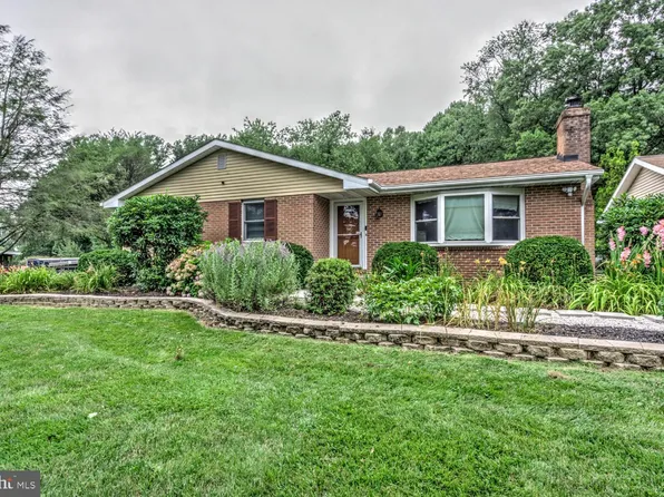5803 Lincoln Hwy, Gap, PA 17527