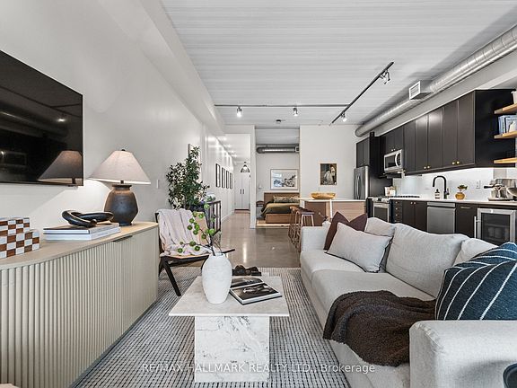 5th image of 747 Queen St E Unit 202