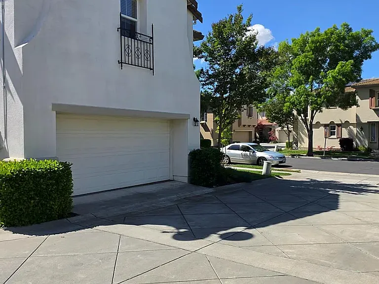 3973 Martis St — Photo 3