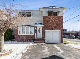719 W Blancke St, Linden, NJ 07036