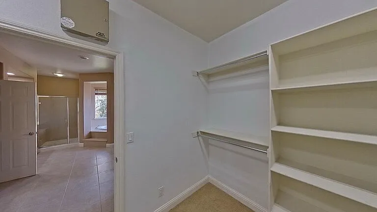 1692 Woodhaven Cir — Photo 13