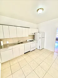 Rented by Amorelli Realty