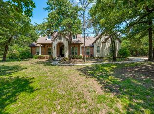 735 Sleepy Hollow Ln, Valley View, TX 76272