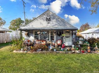 24869 Tuscany Ave, Eastpointe, MI 48021