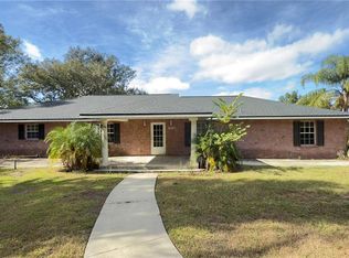 2105 Vickery Ln, Dover, FL 33527