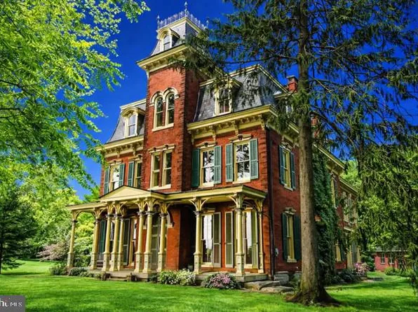 807 Weavertown Rd, Myerstown, PA 17067