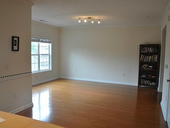 3rd image of 3500 Sweetwater Dr #712