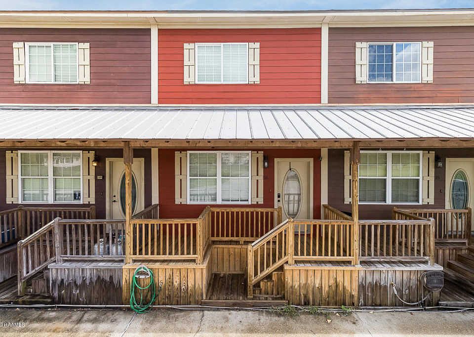 1st image of 111 Saint Germaine Circle