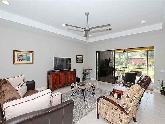 3rd image of 12744 Astor Pl