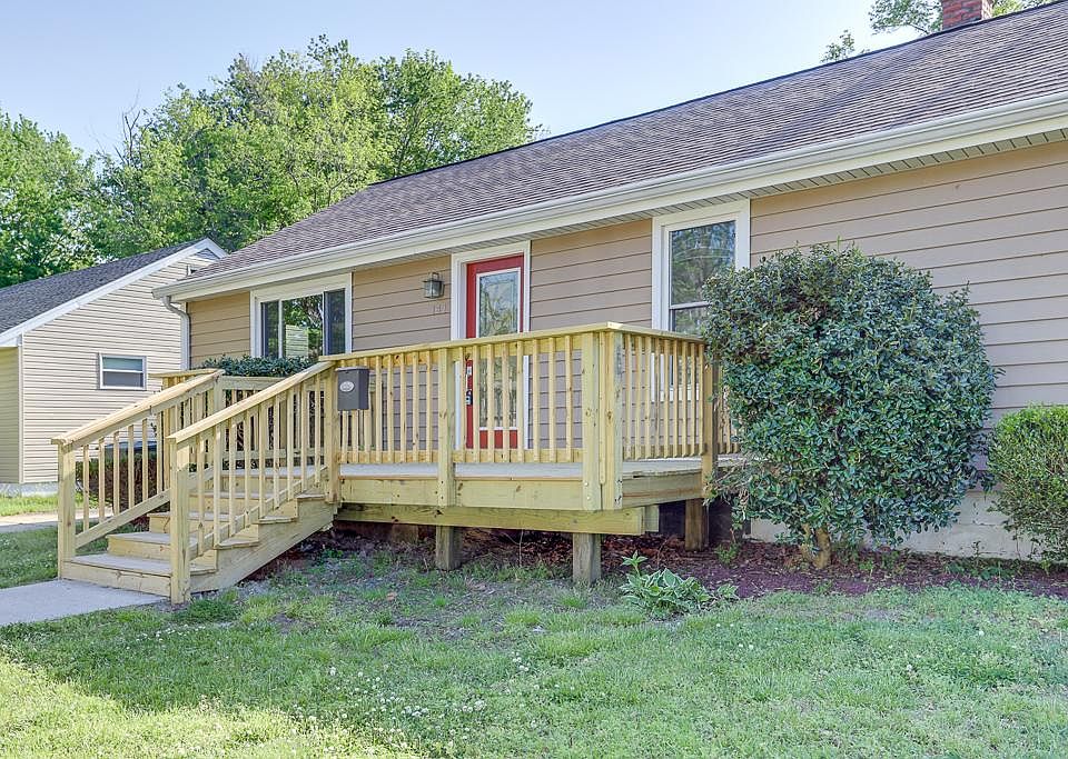 Street view. New deck!