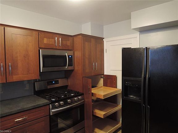 5th image of 1579 Curry Dr