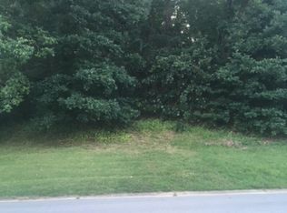 2823 Windsor Forest Dr, Louisville, KY