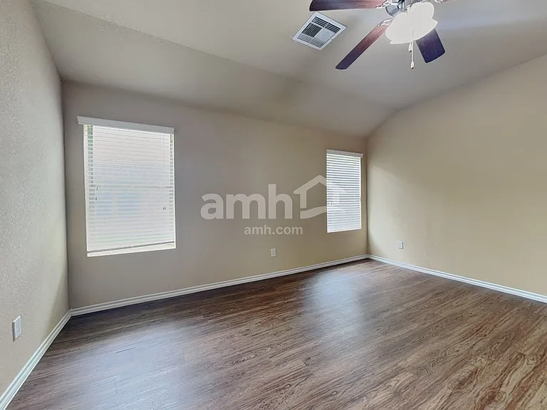 2822 Wisner Cir — Photo 8