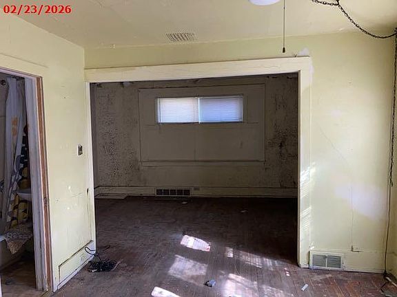 5th image of 2910 N 9th STREET