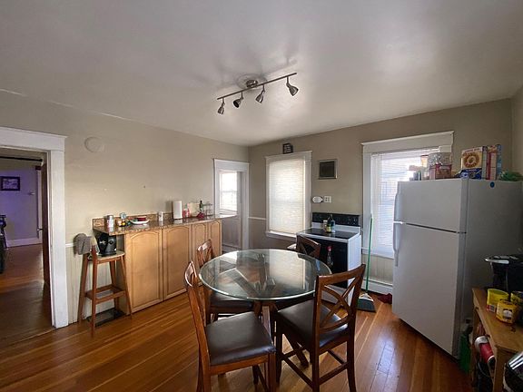 2nd image of 359 River Ave #2