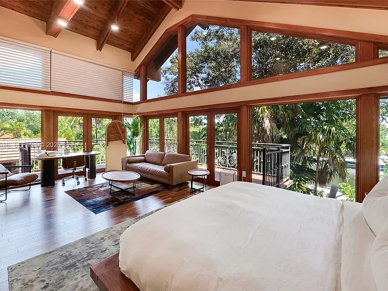 6960 Mira Flores Ave — Photo 4