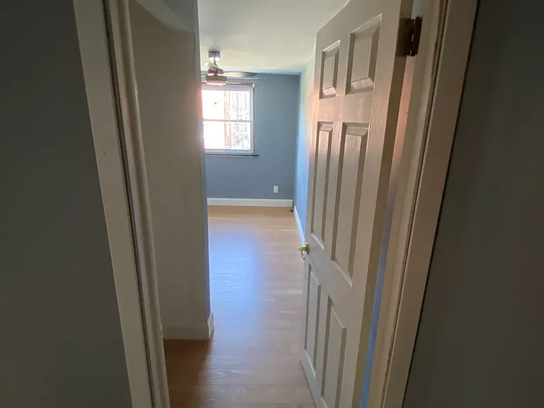 1155 Taylor Dr — Photo 31