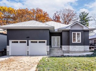 303 Anne St N #2, Barrie, ON L4N5M7