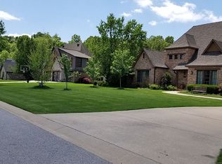 12124 Beau Chalet Dr, Bentonville, AR 72713