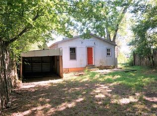 209 N Ada St, Muldrow, OK 74948