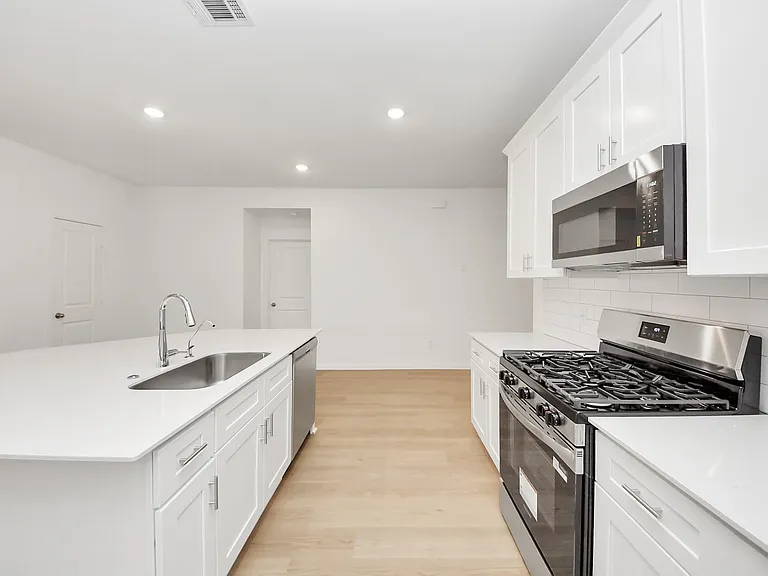 7723 Smooth Valley Ct — Photo 15